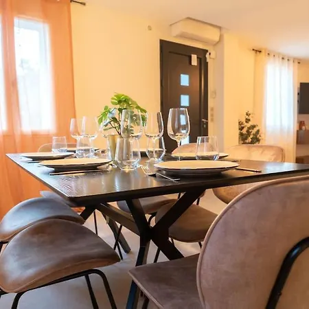 Διαμέρισμα Avec 2 Jacuzzi Balneo, Parking Νίκαια